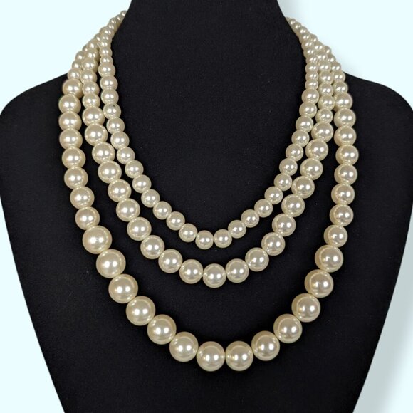 Vintage 3-Strand Faux Pearl Necklace - Picture 2 of 5